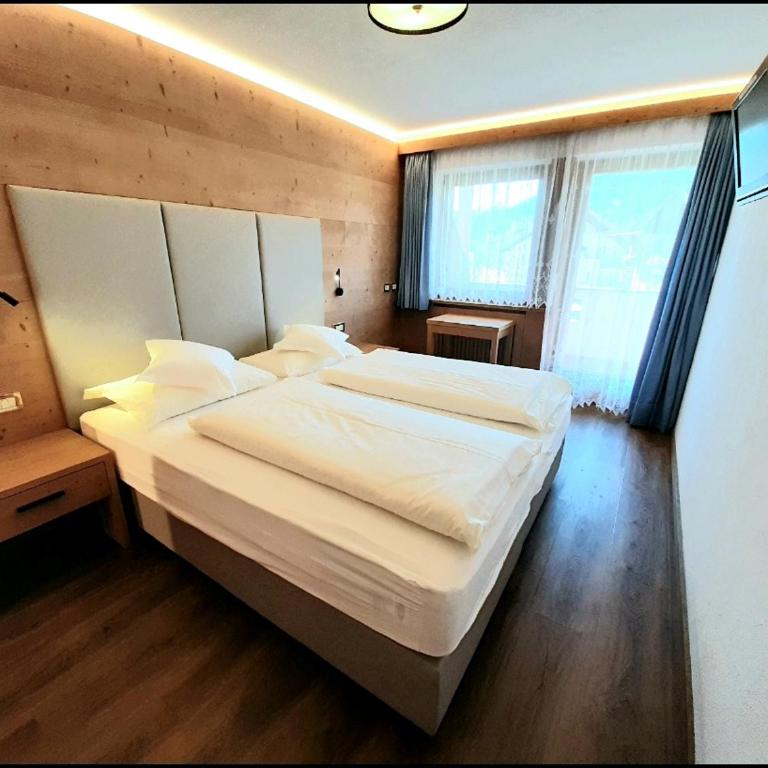 Apartments Lasteis - Apartment with Balcony - 15