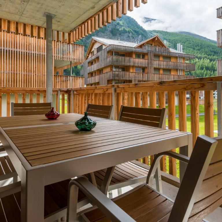 Montela Apartment-Hotel & Resort in the holiday region Saas-Fee Saastal - Apartment mit Terrasse - 6