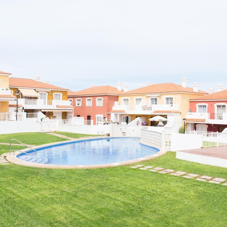 Lovely&Sunny Apartament Near Poris Beach - Apartamento con vistas a la piscina - 8