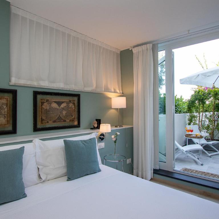 Blu Hotel - Camera Queen Superior - 6