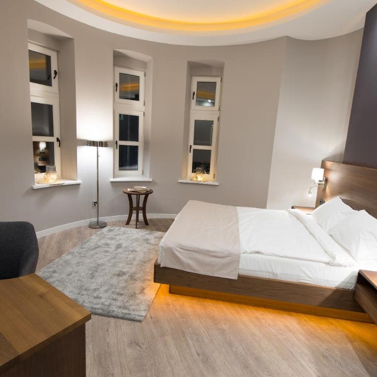 Vila Emilia - Deluks Dvokrevetna Soba sa Bračnim Krevetom - 5