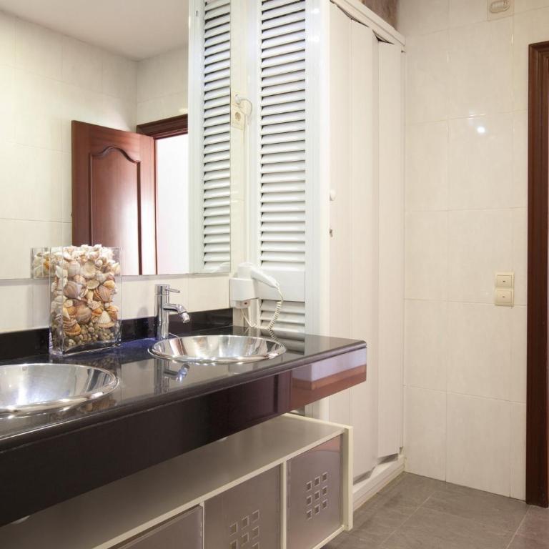 Rambla Cat · Penthouse with terrace - Apartment - 6