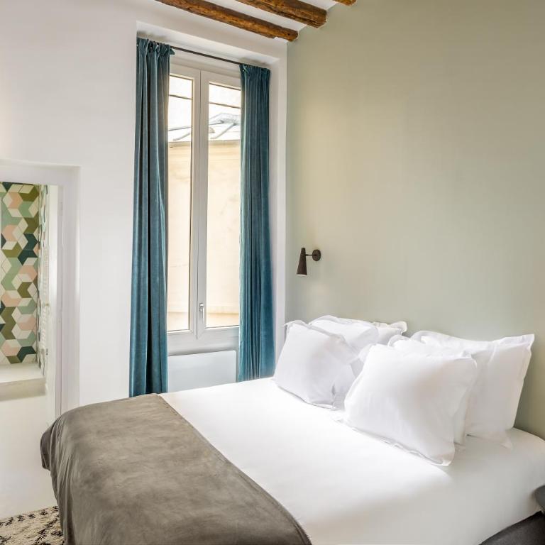Habitat Parisien - 2BR-2BA - Marais - Hôtel de Ville - Appartement 2 Chambres - 12
