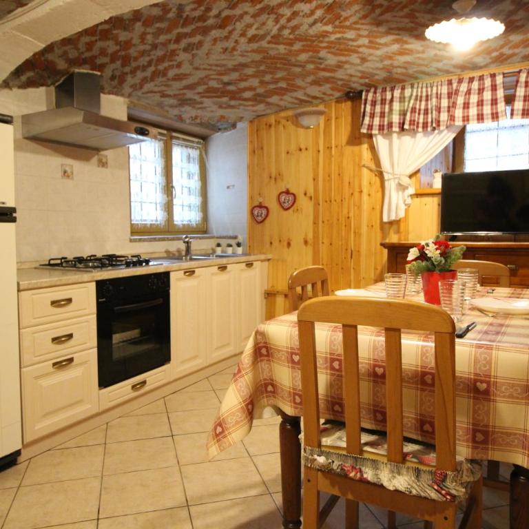 L'ermellino Bilocale in Centro - Affitti Brevi Italia - Appartamento con 1 Camera da Letto - 12
