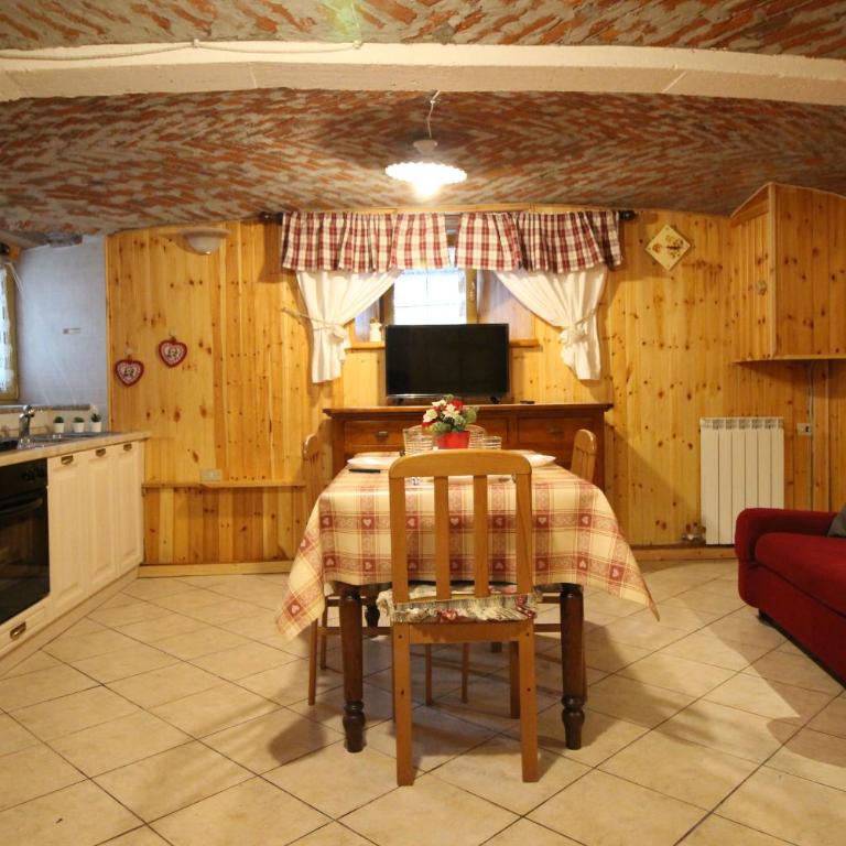 L'ermellino Bilocale in Centro - Affitti Brevi Italia - Appartamento con 1 Camera da Letto - 7