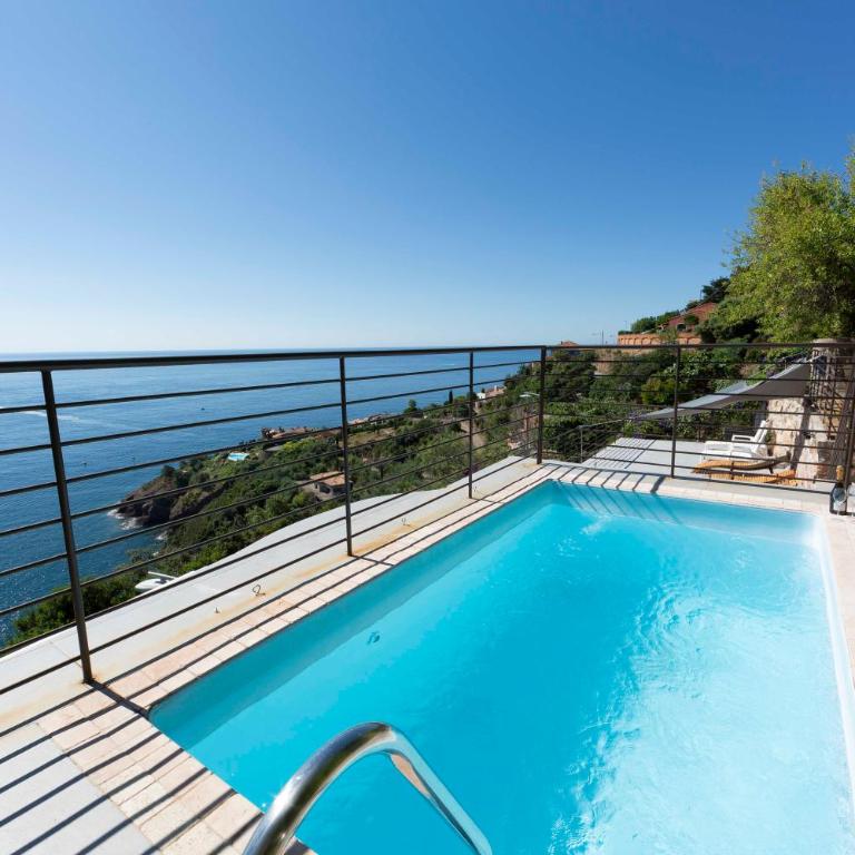 Breathtaking luxurious villa with sea-view in Théoule sur Mer - Villa - 2