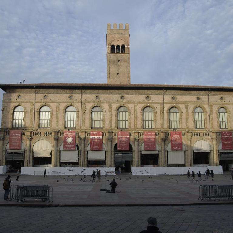 UR-NEST Piazza Maggiore - Deluxe Studio - 19