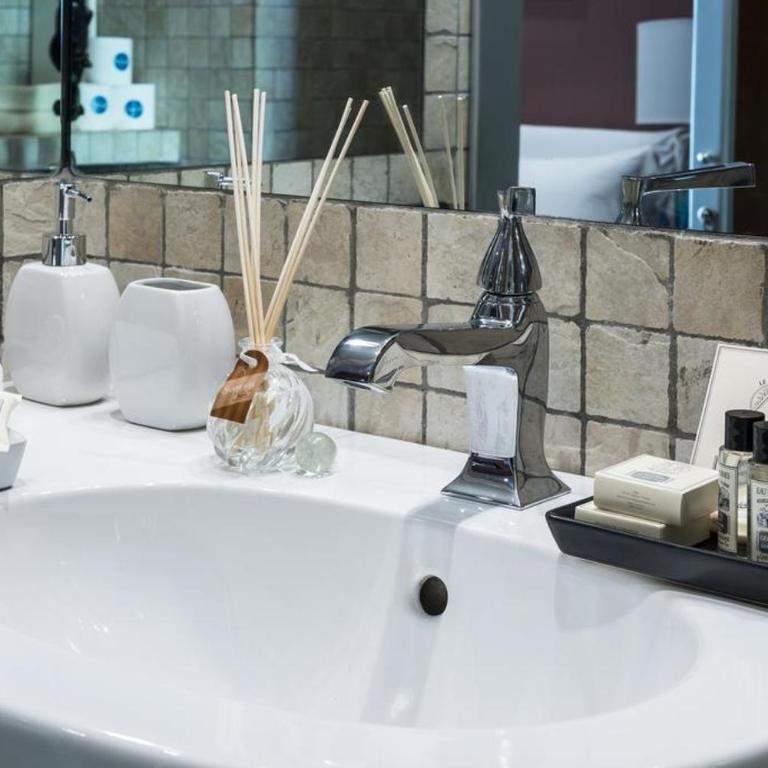 Fontana di Trevi Luxury Nest - One-Bedroom Apartment - 5