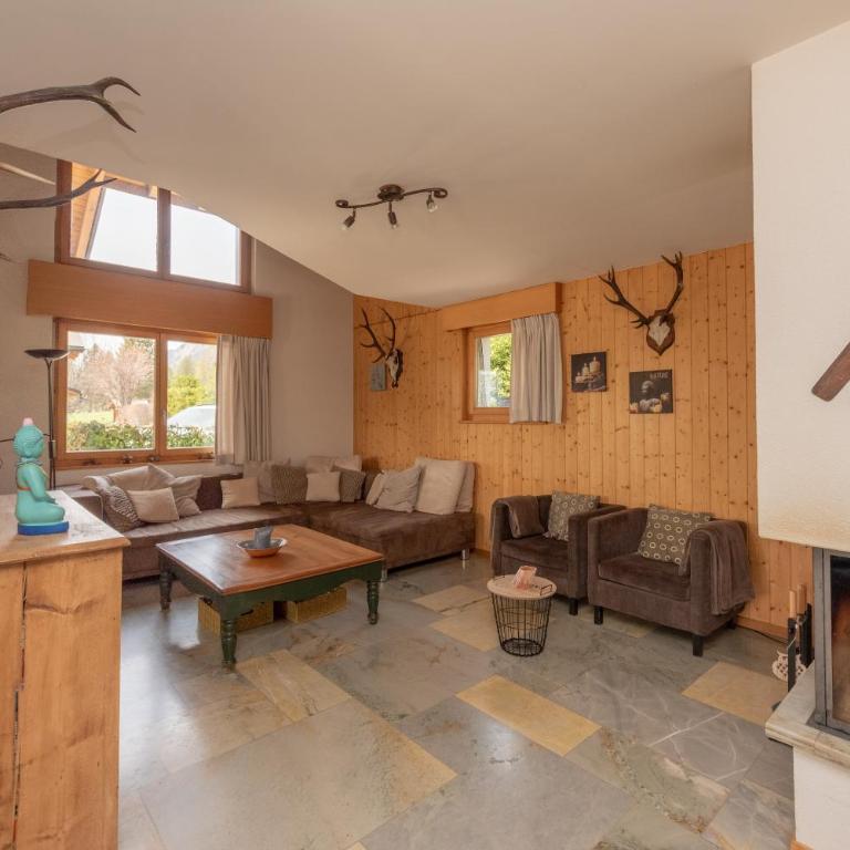 Chalet Domaine de la Famille te Arbaz - Ferienhaus - 6