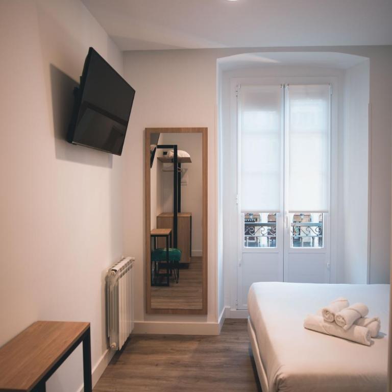 Central Roomss - Habitación Doble con balcón - 2