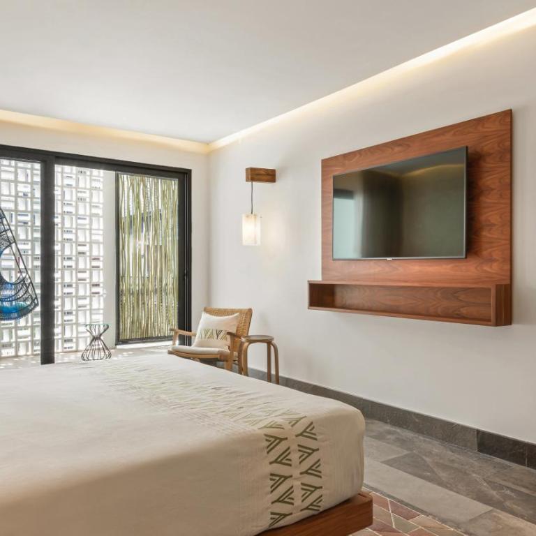 Hotel Las Brisas Merida - Master Grand Suite King With Bathtub - 2