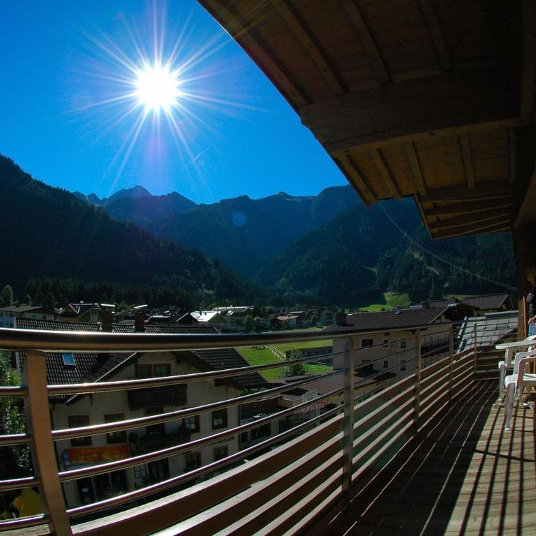 Hotel Garni Jennewein - Apartment mit 2 Schlafzimmern und Balkon - 6