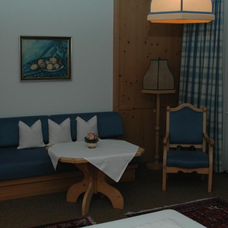 Hotel Garni Jennewein - Comfort Doppelzimmer mit Balkon - 4