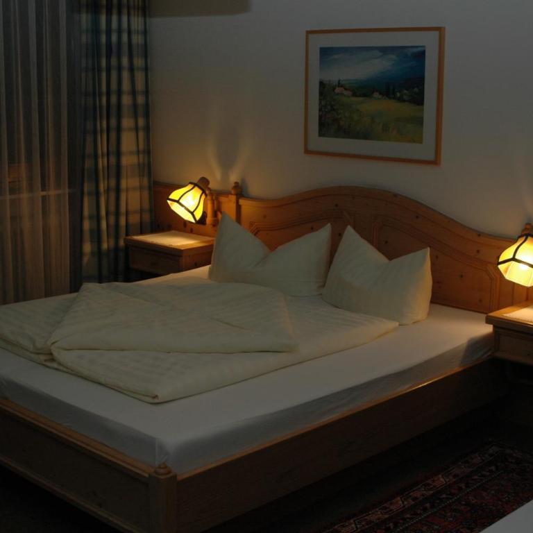 Hotel Garni Jennewein - Comfort Doppelzimmer mit Balkon - 5