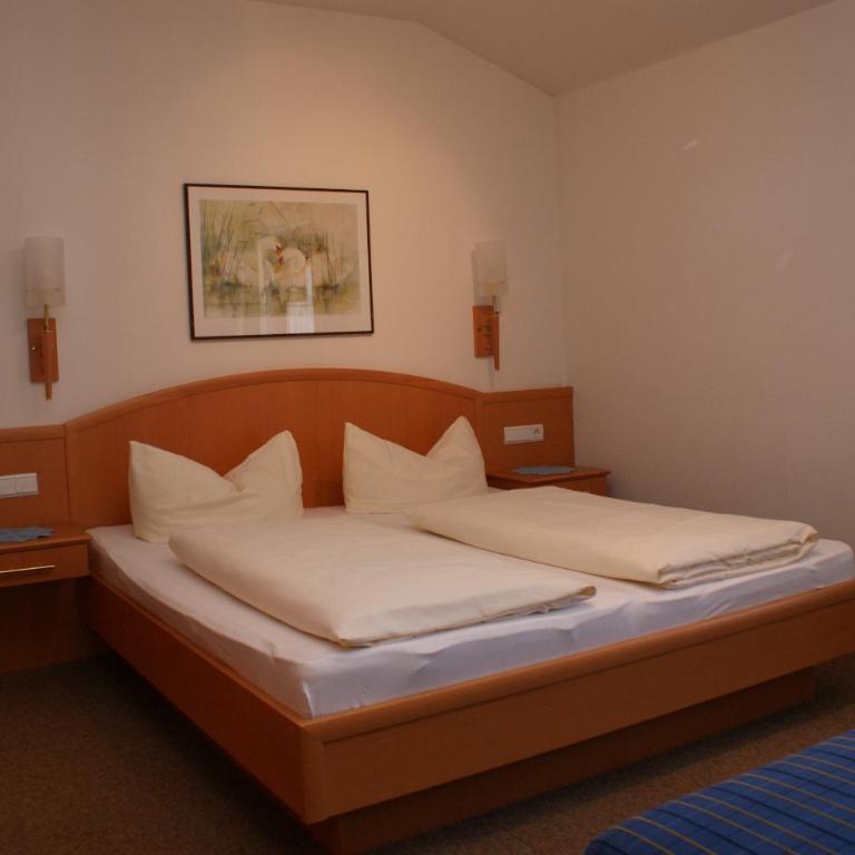 Hotel Garni Jennewein - Apartment mit 2 Schlafzimmern und Balkon - 13