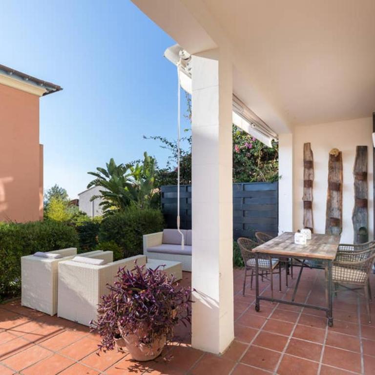 Villa Rocky - Luxury 3BR Apt in Liberty Villa.Pool,Garden,WiFi - Appartement 3 Chambres - 21