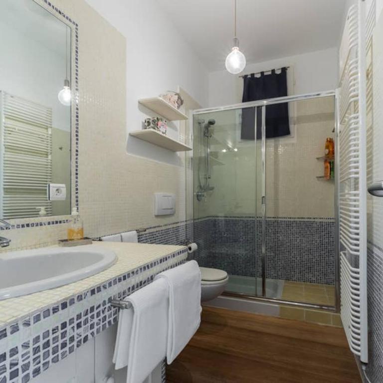 Villa Rocky - Luxury 3BR Apt in Liberty Villa.Pool,Garden,WiFi - Appartement 3 Chambres - 60