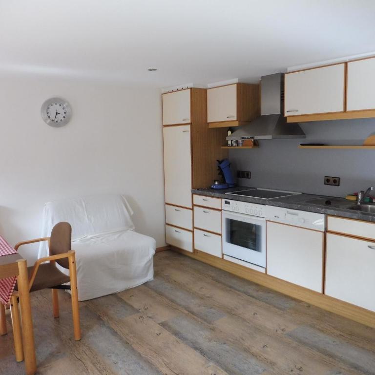 Gästehaus Grath - Apartment - 4