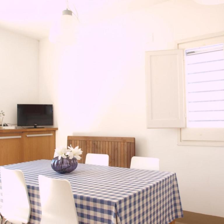 Salou 1 · House -garden in front of the beach - Ferrari Land - Dúplex - 6