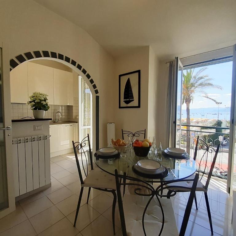 House La Baia delle Favole by Holiday World - Appartamento con 2 Camere da Letto - 6