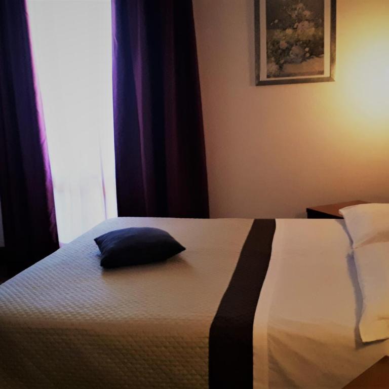 Hotel Kristall - Camera Matrimoniale Standard - 3