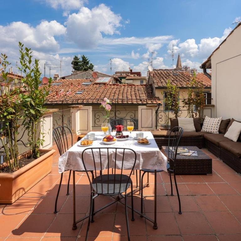 Attic Up On Florence - Appartamento Attico - 1
