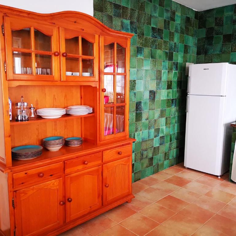 Apartamento bonito y bien ubicado en el Soho de Málaga. - Three-Bedroom Apartment - 13