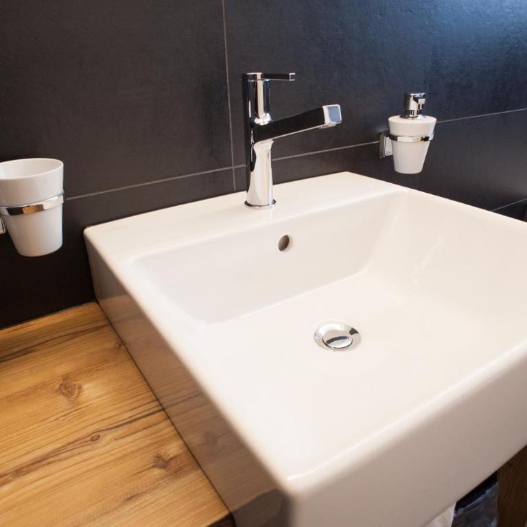 Elite Alpine Lodge - Apart & Breakfast - Deluxe Apartment mit 2 Schlafzimmern - 20