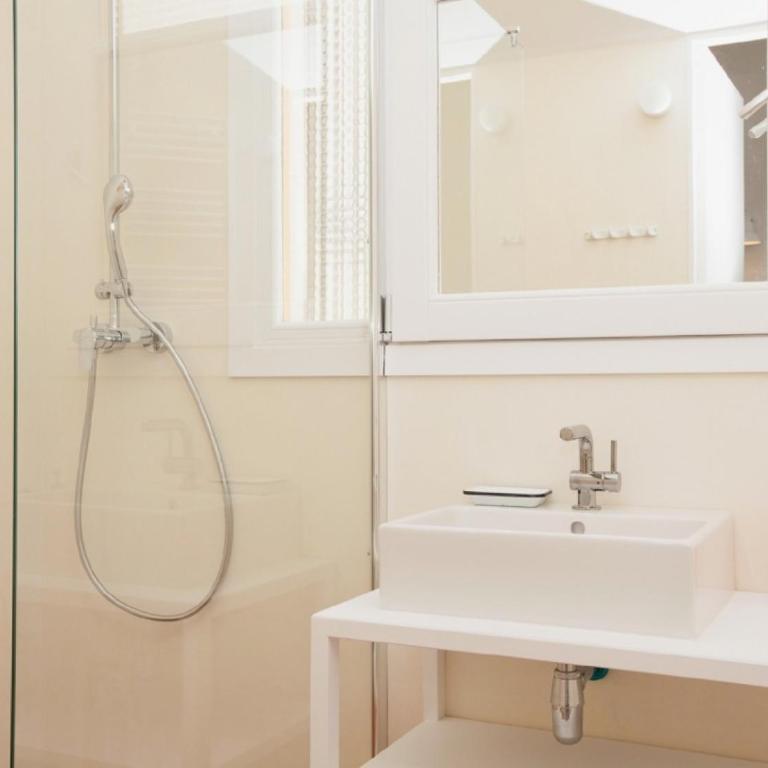 Pere IV · New & modern apartment close to beach - Two-Bedroom Apartment - 25