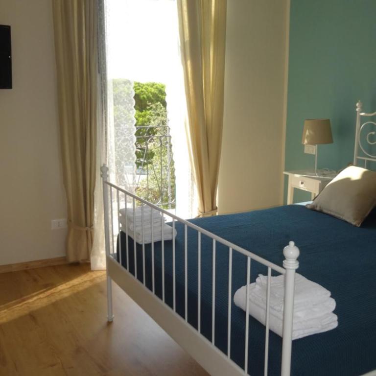 Le camere della Nonna - Camera Deluxe Matrimoniale con Vista Mare - 4