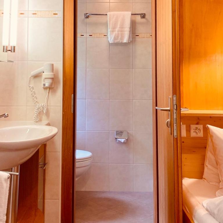 Hotel Capricorn - Einzelzimmer mit Balkon - 4