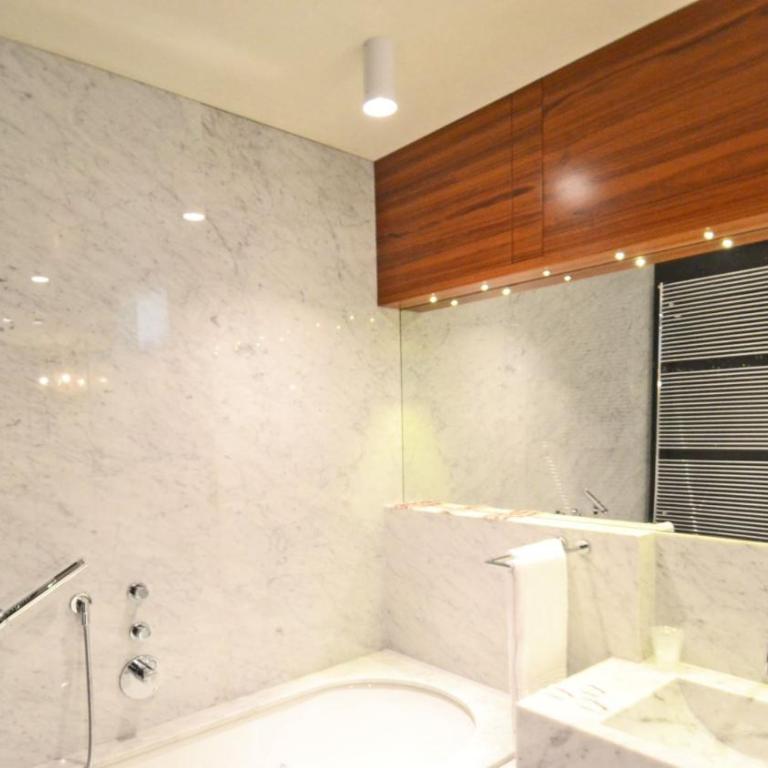 Ai Bareteri Luxury Canal View - Appartamento con Balcone - 16