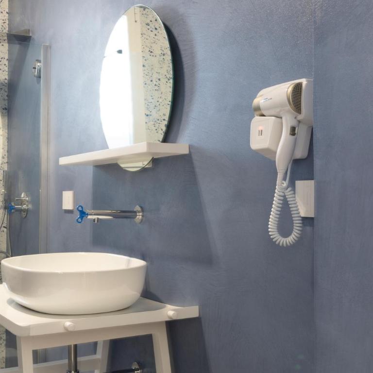 B&B Domus Terra Mare - Camera King Deluxe - 7