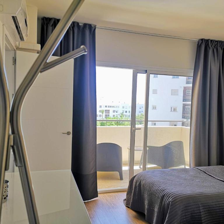 Club Playa Flores 306 - Apartment with Pool View - 19