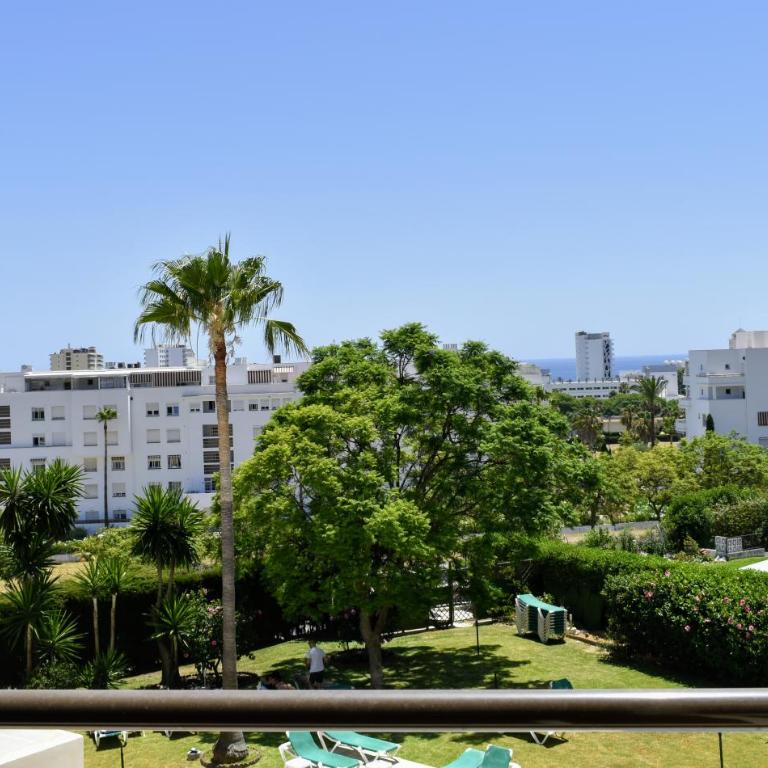 Club Playa Flores 306 - Apartment with Pool View - 23