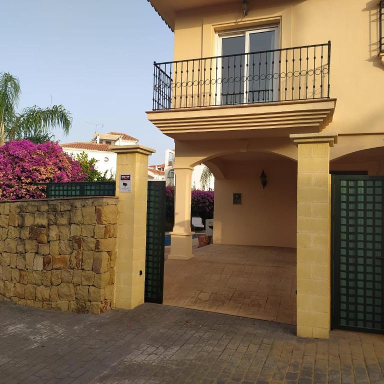 VILLA RIVIERA CON PISCINA PRIVADA JUNTO AL CAMPO DE GOLF - Villa con piscina privada - 63