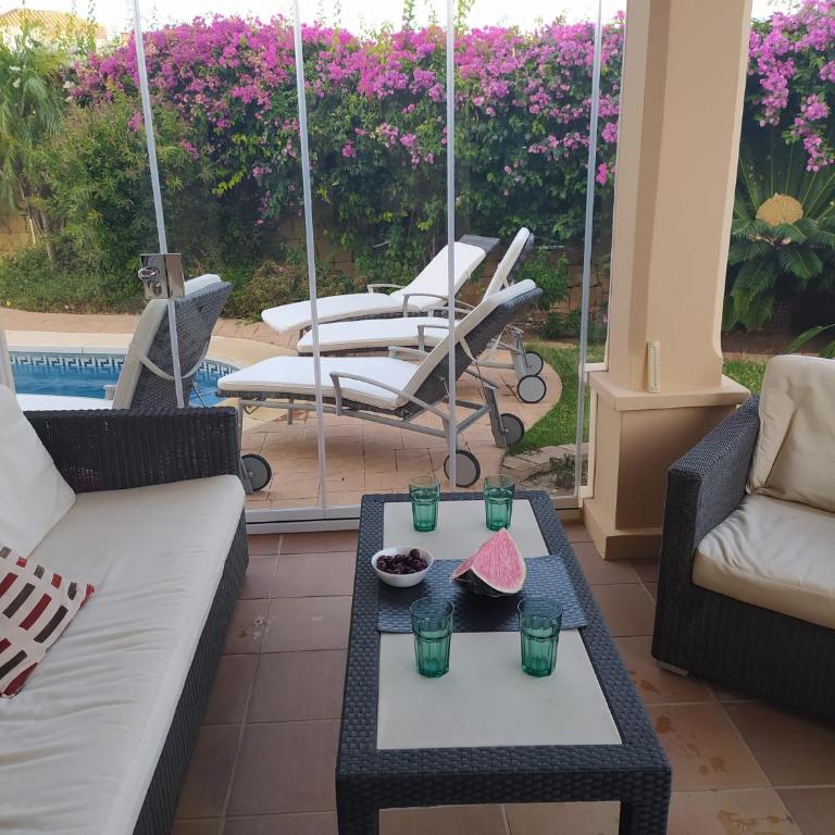 VILLA RIVIERA CON PISCINA PRIVADA JUNTO AL CAMPO DE GOLF - Villa con piscina privada - 16