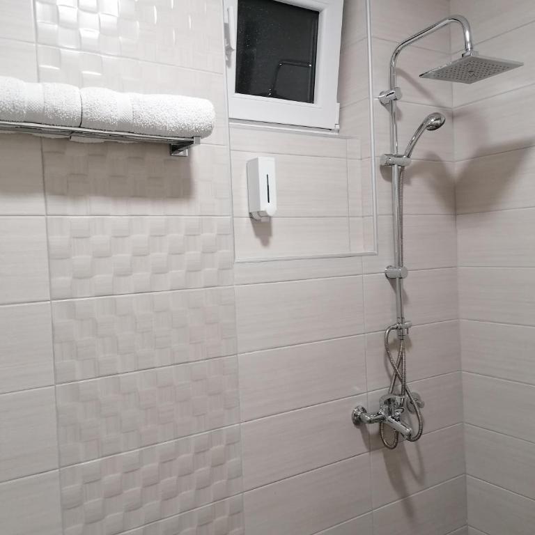 Airport view Apartment - Standardna Soba sa Bračnim Krevetom (Queen-size) - 8