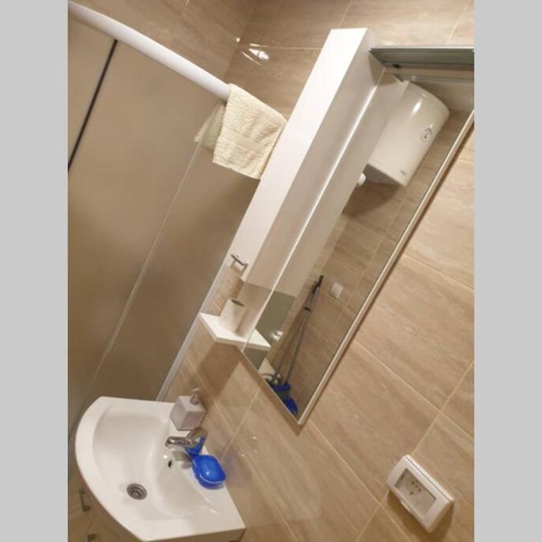 Lucia's Apartment - Apartman sa 1 Spavaćom Sobom - 4