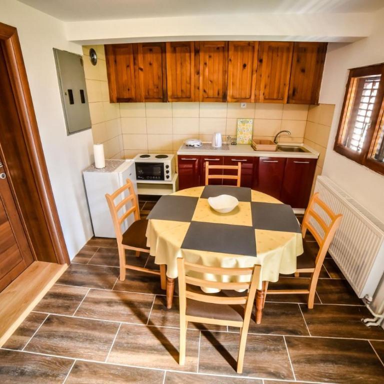 NG Apartmani Tornik Zlatibor - Two-Bedroom Apartment - 13