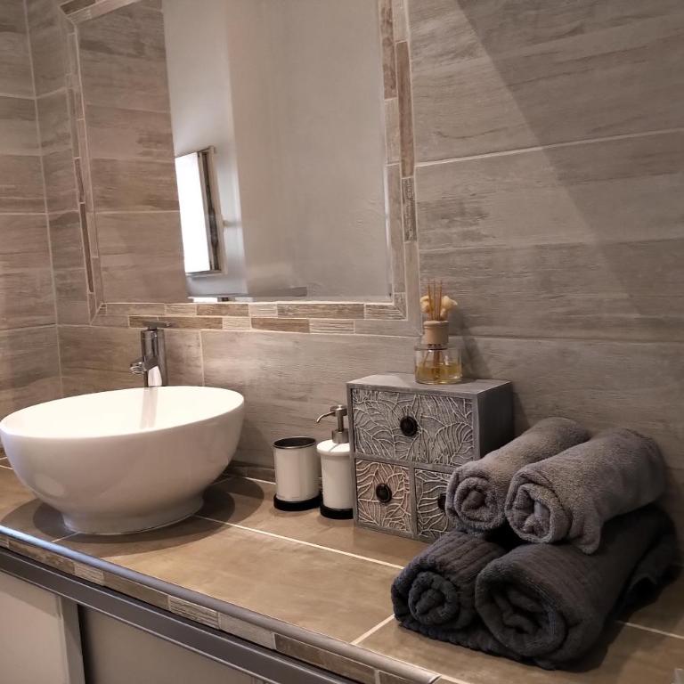 Magnifique studio coeur Vieil Antibes - Apartment mit 1 Schlafzimmer - 5