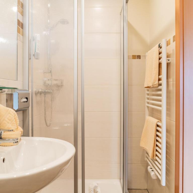 Aparthotel Ramsau - Doppelzimmer - 10