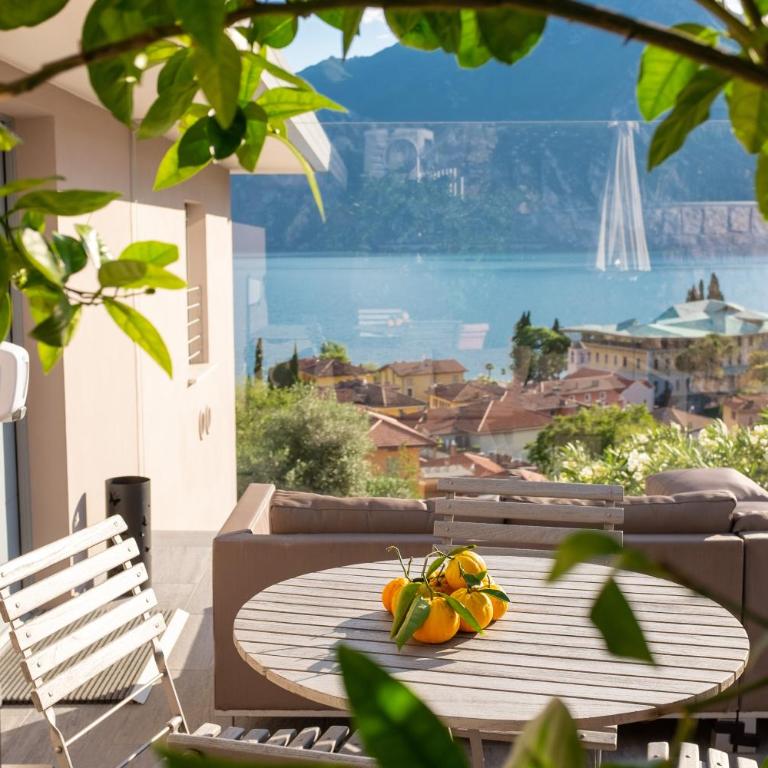 Villa Fiore - Apartamento de 2 dormitorios con vistas al lago - 2