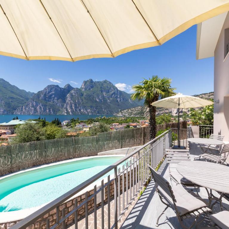Villa Fiore - Apartamento de 2 dormitorios con balcón - 6