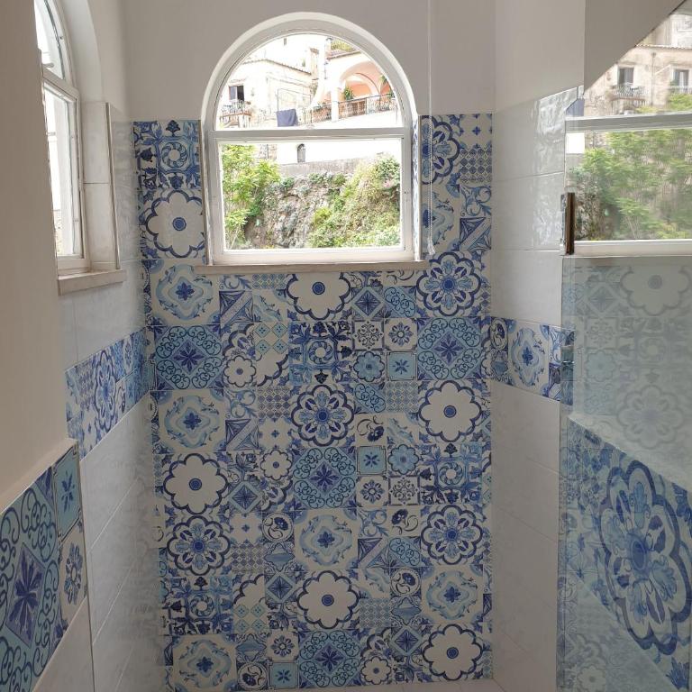 Regina Margherita - Appartamento con 2 Camere da Letto, Balcone e Vista mare - 25