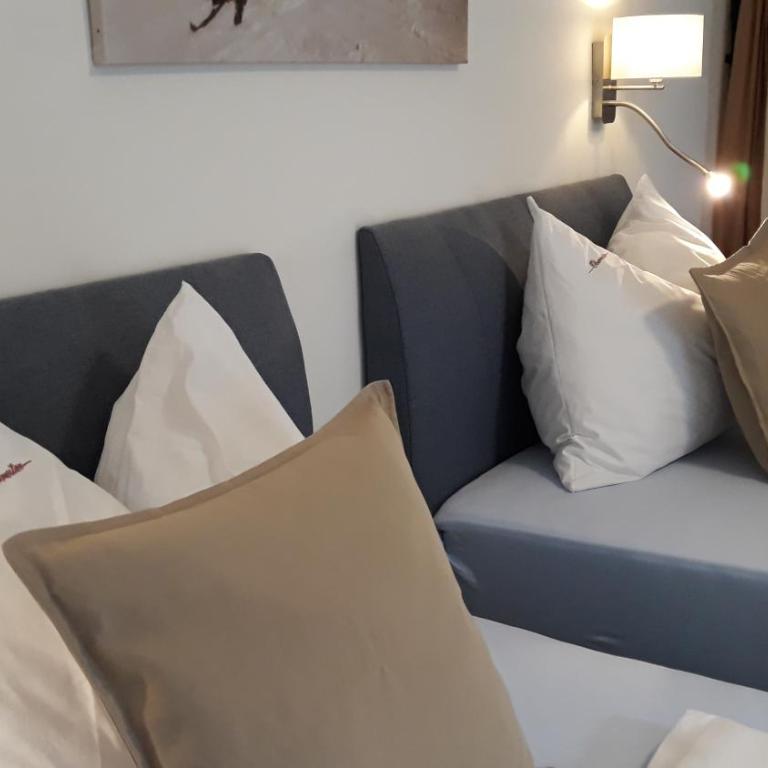 Apart-Pension Oberreiter - Comfort Doppel-/Zweibettzimmer mit Balkon - 12