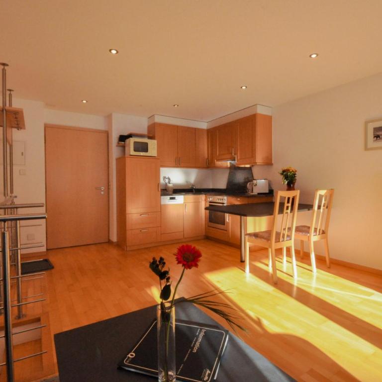 Haus Shangri-La - Apartment Allalin – auf 2 Ebenen - 2