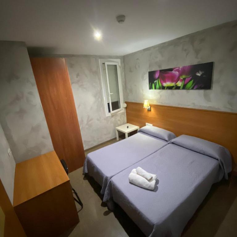 Hostal Drassanes - Habitación Doble - 2 camas - 4