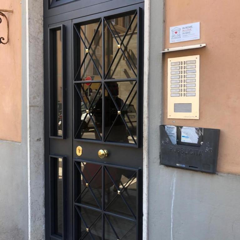 IN ROME IN LOVE IN BIKE - Appartement 2 Chambres - 33