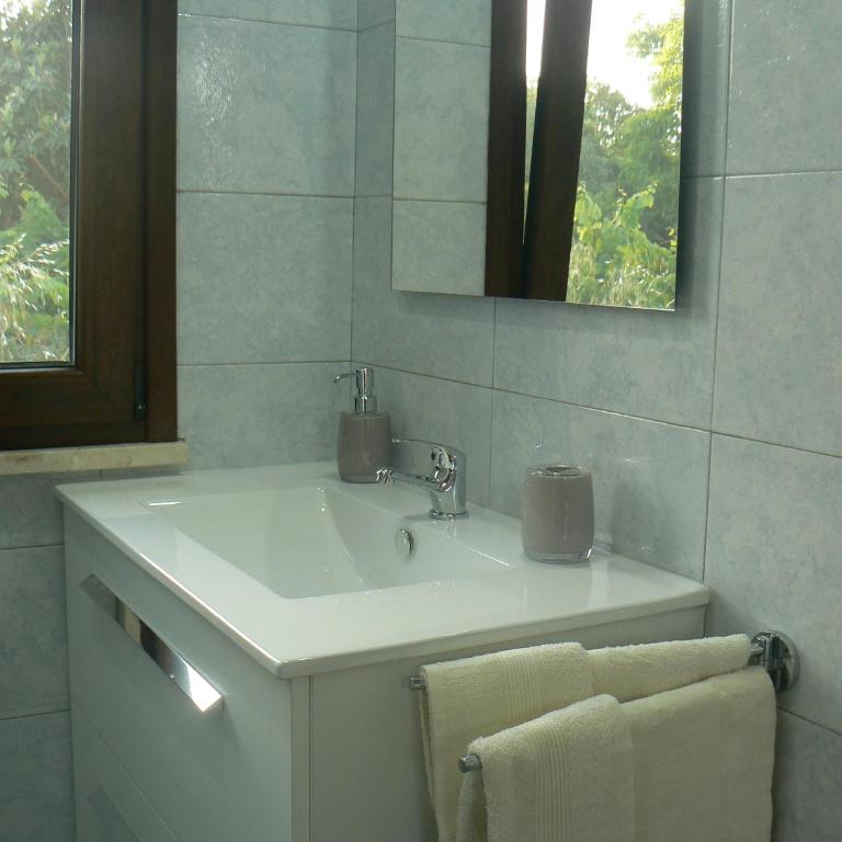 Istentales Alghero - Deluxe Double Room - 4